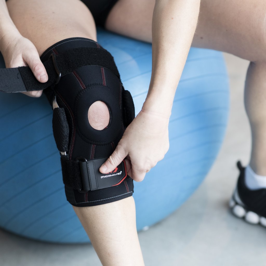 Knæbandage med dobbeltskive - McDavid 422